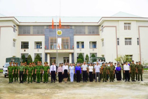 XÃ PHÚ RIỀNG PHÁT ĐỘNG RA QUÂN “NGÀY HỘI TOÀN DÂN GIAO NỘP VŨ KHÍ, VẬT LIỆU NỔ, CÔNG CỤ HỖ TRỢ VÀ PHÁO"