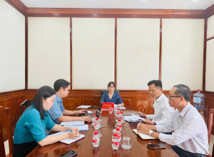 Thường trực HĐND xã họp nghe báo cáo công tác chuẩn bị kỳ họp cuối năm 2025