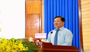 PHÓ CHỦ TỊCH HĐND TỈNH TRẦN VĂN MI DỰ HỘI NGHỊ TỔNG KẾT CÔNG TÁC HĐND XÃ PHÚ RIỀNG KHÓA XII, NHIỆM KỲ 2021-2026