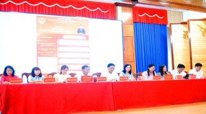 Ứng cử viên đại biểu Quốc hội khóa XVI, đơn vị bầu cử số 6 và ứng cử viên đại biểu HĐND tỉnh, đơn vị bầu cử số 26 tiếp xúc, vận động cử tri