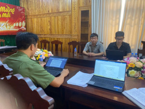 CÔNG AN XÃ PHÚ RIỀNG XỬ LÝ VI PHẠM PHÁP LUẬT CÓ LIÊN QUAN ĐẾN NGƯỜI NƯỚC NGOÀI