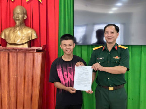 LÁ ĐƠN ĐẦU TIÊN TÌNH NGUYỆN NHẬP NGŨ NĂM 2027 CỦA THANH NIÊN PHÚ RIỀNG
