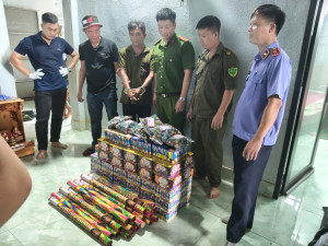 Công an xã Phú Riềng bắt quả tang nhóm đối tượng trộm cắp dầu, phát hiện thêm pháo nổ và nghi vấn ma túy