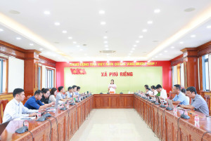 Xã Phú Riềng: Hội nghị Ban Chấp hành Đảng bộ phiên chuyên đề