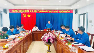 Thành đoàn Đồng Nai kiểm tra công tác Đoàn và phong trào thanh thiếu nhi tại xã Phú Riềng