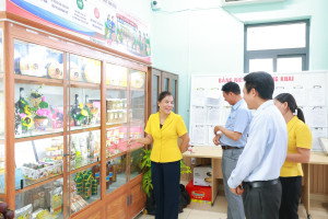 RA MẮT MÔ HÌNH TỔ “QUẢNG BÁ SẢN PHẨM NÔNG NGHIỆP ĐỊA PHƯƠNG”