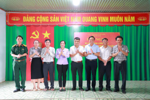 THÔN PHÚ LONG RA MẮT BAN ĐIỀU HÀNH SAU SÁP NHẬP, KIỆN TOÀN TỔ AN NINH NHÂN DÂN