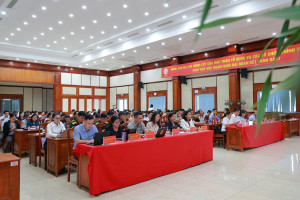 XÃ PHÚ RIỀNG THAM GIA HỌC TẬP, QUÁN TRIỆT NGHỊ QUYẾT HỘI NGHỊ LẦN THỨ 3 BAN CHẤP HÀNH TRUNG ƯƠNG ĐẢNG KHÓA 14