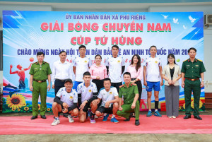 XÃ PHÚ RIỀNG TỔ CHỨC GIẢI BÓNG CHUYỀN NAM TỨ HÙNG CHÀO MỪNG NGÀY HỘI TOÀN DÂN BẢO VỆ AN NINH TỔ QUỐC