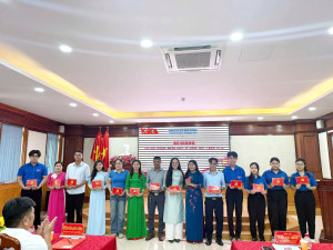 Phú Riềng: 104 học viên hoàn thành lớp bồi dưỡng nhận thức về Đảng đợt 3 năm 2026