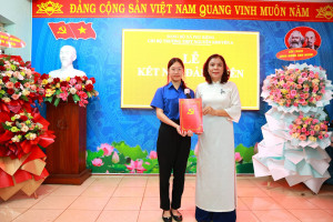 LÊ THỊ ANH NGÂN: TUỔI 18 VINH DỰ ĐỨNG VÀO HÀNG NGŨ CỦA ĐẢNG