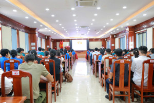 119 QUẦN CHÚNG ƯU TÚ ĐƯỢC BỒI DƯỠNG NHẬN THỨC VỀ ĐẢNG
