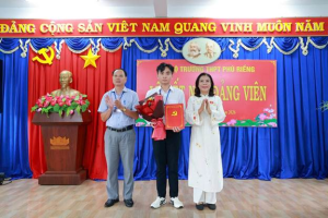 PHÚ RIỀNG HOÀN THÀNH 100% CHỈ TIÊU PHÁT TRIỂN ĐẢNG VIÊN NĂM 2026