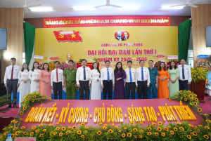 LONG TRỌNG DIỄN RA ĐẠI HỘI ĐẠI BIỂU ĐẢNG BỘ XÃ PHÚ TRUNG LẦN...