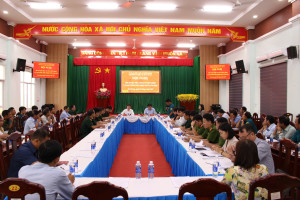 HỘI ĐỒNG NGHĨA VỤ QUÂN SỰ XÃ PHÚ TRUNG TỔ CHỨC HỘI NGHỊ XÉT DUYỆT TIÊU CHUẨN TUYỂN CHỌN VÀ GỌI CÔNG DÂN NHẬP NGŨ NĂM 2026.