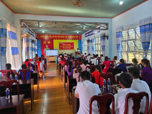 TRƯỜNG TH&THCS TRẦN PHÚ TỔ CHỨC HỘI NGHỊ VIÊN CHỨC, NGƯỜI LAO ĐỘNG NĂM HỌC 2025-2026