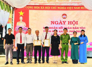 Ngày hội Đại đoàn kết toàn dân tộc tại thôn Phú An