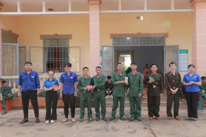 Xã Phú Trung: Rộn ràng các trò chơi dân gian tại Hội trại Tòng quân năm 2026