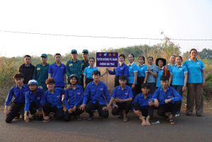 PHÚ TRUNG: RA QUÂN XÓA "ĐIỂM ĐEN" RÁC THẢI TỰ PHÁT TẠI THÔN ĐỒNG THÁP