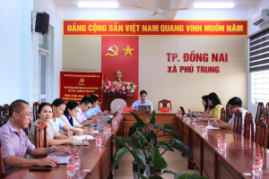 XÃ PHÚ TRUNG THAM DỰ HỘI NGHỊ SƠ KẾT 01 NĂM TRIỂN KHAI PHONG TRÀO “BÌNH DÂN HỌC VỤ SỐ” VÀ PHÁT ĐỘNG PHONG TRÀO NĂM 2026
