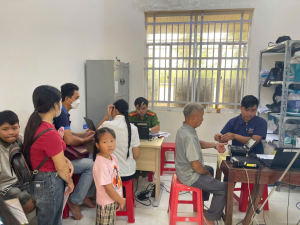 PHÚ TRUNG: ĐẨY MẠNH CHIẾN DỊCH CẤP CĂN CƯỚC VÀ KÍCH HOẠT TÀI KHOẢN ĐỊNH DANH ĐIỆN TỬ