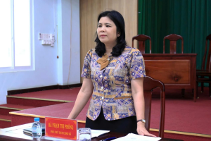 PHÚ TRUNG: TRIỂN KHAI KHÁM SỨC KHỎE ĐỊNH KỲ CHO NGƯỜI DÂN...
