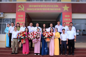 PHÚ TRUNG HỌP MẶT KỶ NIỆM NGÀY TRUYỀN THỐNG CÁC CƠ QUAN THAM MƯU, GIÚP VIỆC ĐẢNG ỦY NĂM 2026