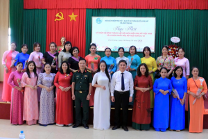 PHÚ TRUNG: ẤM ÁP HỌP MẶT KỶ NIỆM 96 NĂM NGÀY THÀNH LẬP HỘI LHPN VIỆT NAM VÀ 16 NĂM NGÀY PHỤ NỮ VIỆT NAM