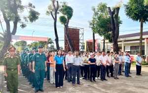 ĐẢNG BỘ XÃ PHÚ VINH TỔ CHỨC CÁC HOẠT ĐỘNG DÂN VẬN CHÀO MỪNG ĐẠI HỘI ĐẢNG BỘ CÁC CẤP NHIỆM KỲ 2025 - 2030, TIẾN TỚI ĐẠI HỘI ĐẠI BIỂU TOÀN QUỐC LẦN THỨ XIV CỦA ĐẢNG, GẮN VỚI KỶ NIỆM 95 NĂM NGÀY TRUYỀN THỐNG CÔNG TÁC DÂN VẬN CỦA ĐẢNG