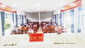 ĐẢNG ỦY XÃ PHÚ VINH THAM DỰ TẬP HUẤN BỒI DƯỠNG KIẾN THỨC, KỸ NĂNG CÔNG TÁC XÂY DỰNG ĐẢNG CHO CẤP ỦY CẤP XÃ