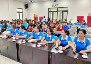 Phú Vinh: Thực trạng và giải pháp nâng cao hiệu quả của các CLB "Gia đình phát triển bền vững", các địa chỉ tin cậy tại cộng đồng nhằm bảo vệ phụ nữ và trẻ em