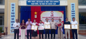 LỄ BÀN GIAO CÔNG TRÌNH GIẾNG  KHOAN VÀ DỤNG CỤ HỌC TẬP TẠI...