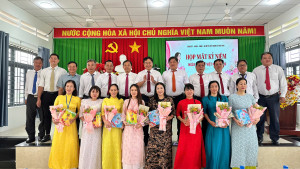 XÃ PHÚ VINH TỔ CHỨC HỌP MẶT KỶ NIỆM NGÀY PHỤ NỮ VIỆT NAM...
