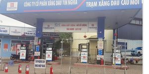 Ngày 28-10, trên địa bàn tỉnh Đồng Nai có 57 cửa hàng thông báo hết xăng/dầu hoặc hết cả xăng và dầu
