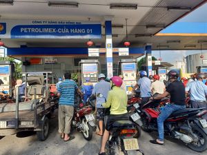 Đồng Nai: Nhiều cây xăng mở bán trở lại