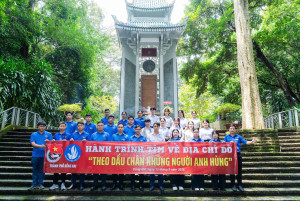 TUỔI TRẺ SỞ CÔNG THƯƠNG ĐỒNG NAI THAM GIA HÀNH TRÌNH TÌM VỀ ĐỊA CHỈ ĐỎ “THEO DẤU CHÂN NGƯỜI ANH HÙNG”