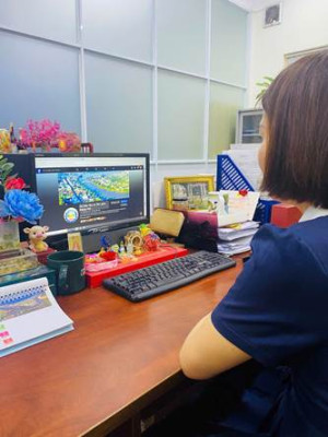 Phát huy vai trò, trách nhiệm của đảng viên, công chức trong bảo vệ nền tảng tư tưởng của Đảng trên không gian mạng.