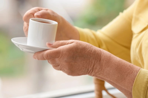 Cách cà phê kích hoạt một cơ chế chống lão hóa tế bào cổ xưa