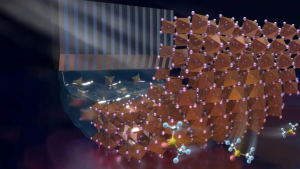Phương pháp cấy tinh thể mới tăng hiệu suất pin mặt trời perovskite lên hơn 23%
