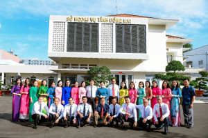KỂ CHUYỆN BÁC HỒ: “NÊU CAO TINH THẦN ĐOÀN KẾT DÂN TỘC, ĐOÀN KẾT NỘI BỘ – CHIẾC ĐỒNG HỒ”