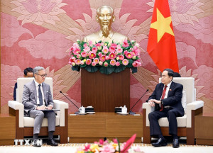 Chủ tịch Quốc hội Trần Thanh Mẫn tiếp Bộ trưởng Ngoại giao Lào