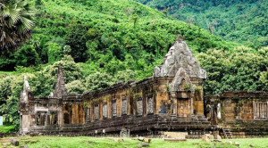 Quần thể di tích đền Wat Phou tỉnh Champasak được tổ chức UNESCO công nhận là Di sản văn hóa thế giới năm 2001