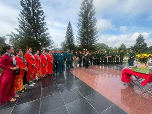 BAN QUẢN LÝ NGHĨA TRANG THÀNH PHỐ ĐỒNG NAI  PHỐI HỢP HỘI HỖ...