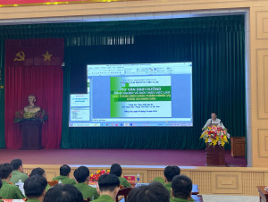 Hội nghị tuyên truyền chính sách vay vốn, hỗ trợ việc làm...