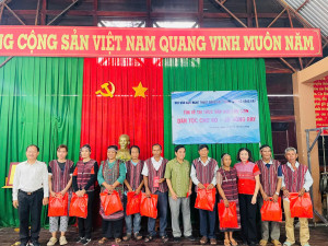 HÀNH TRÌNH “TÌM VỀ TRI THỨC VĂN HÓA DÂN GIAN DÂN TỘC CHƠ RO – XÃ SÔNG RAY