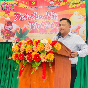 TRAO HƠN 500 PHẦN QUÀ TRONG CHUỖI CHƯƠNG TRÌNH “XUÂN SUM VẦY – TẾT SẺ CHIA” TẠI XÃ SÔNG RAY