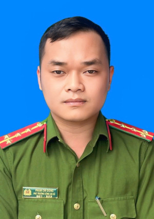 Phạm Chí Dũng