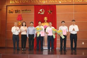 SỞ TÀI CHÍNH THÀNH PHỐ ĐỒNG NAI TỔ CHỨC LỄ CÔNG BỐ QUYẾT ĐỊNH ĐIỀU ĐỘNG NHÂN SỰ