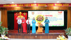 tặng hoa