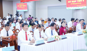CÔNG CHỨC THUỘC ỦY BAN NHÂN DÂN CẤP XÃ ĐƯỢC THỰC HIỆN CHỨNG...